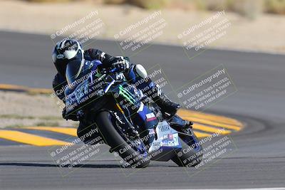 media/Oct-08-2022-SoCal Trackdays (Sat) [[1fc3beec89]]/Turn 10 (945am)/